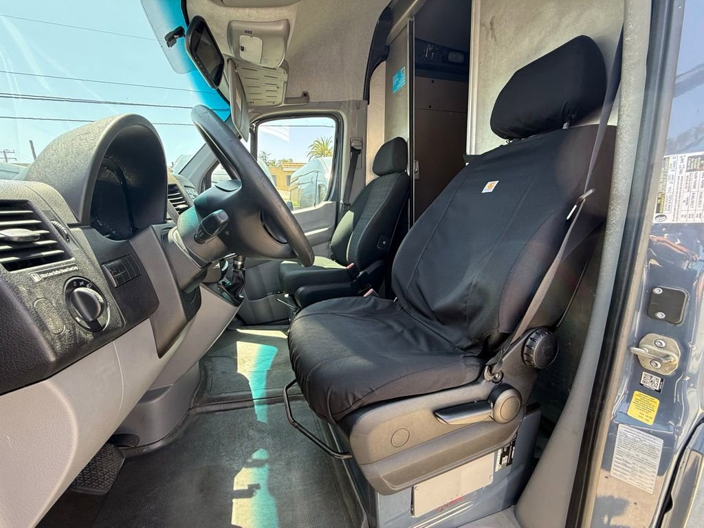Used 2018 Mercedes-Benz Sprinter 2500 image 11