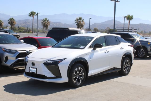Certified 2024 Lexus RZ 300e Premium w/ Accessory Package (Z1) FWD image 3