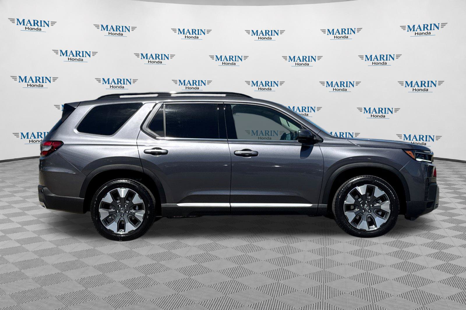 New 2026 Honda Pilot Elite image 2