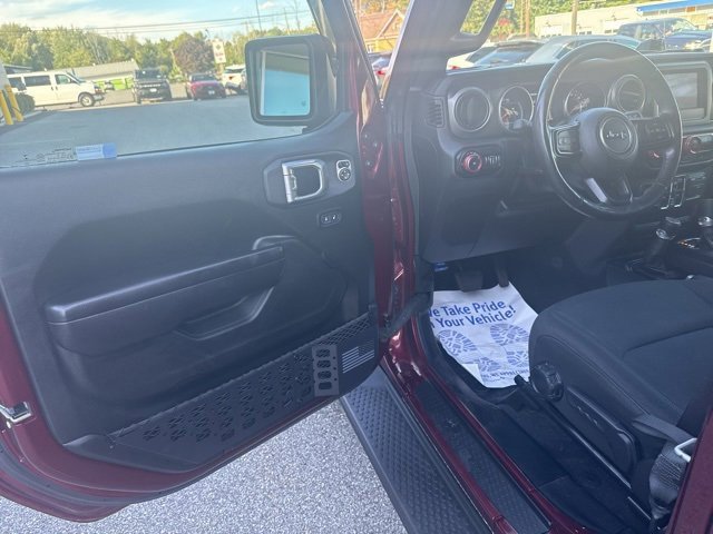 Used 2021 Jeep Wrangler Unlimited Willys image 11