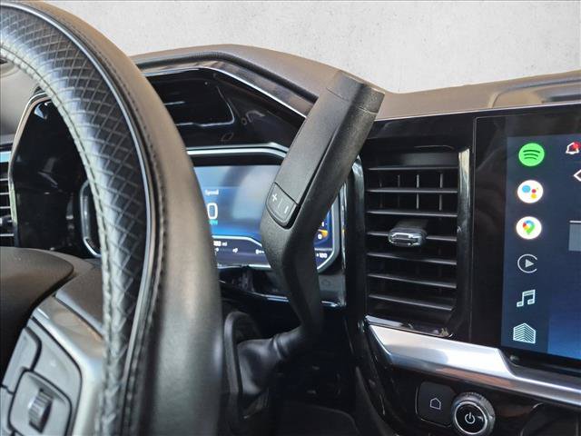 Used 2022 Chevrolet Silverado 1500 LT AWD/4WD image 11