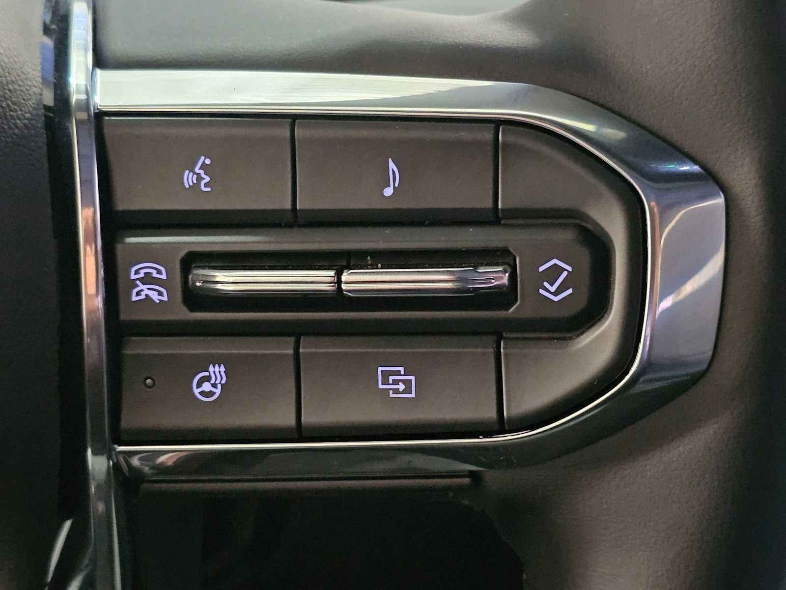 New 2024 GMC Sierra EV Denali image 31