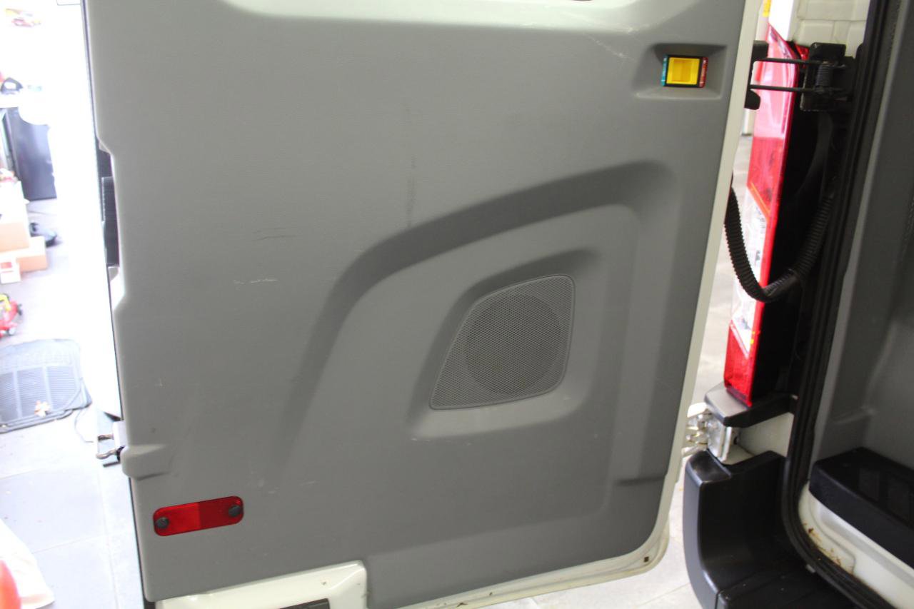 Used 2016 Ford Transit 350 XL RWD image 31