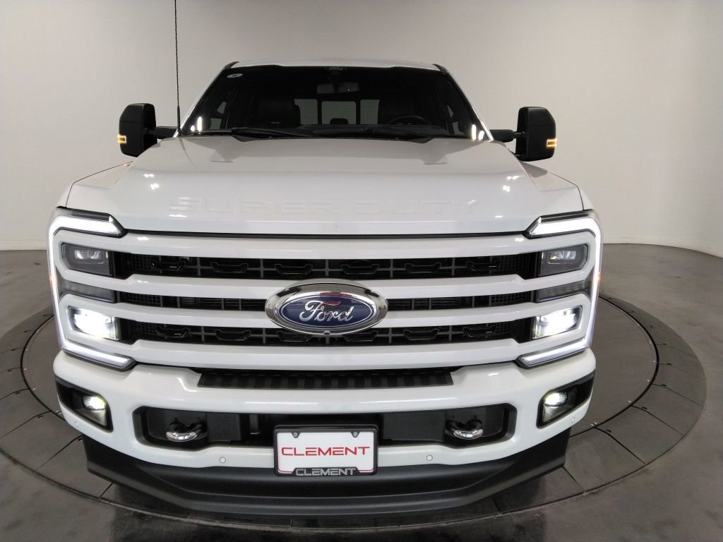 Used 2024 Ford F250 Platinum image 3