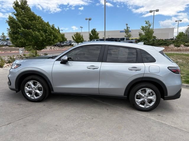 Used 2025 Honda HR-V LX image 5