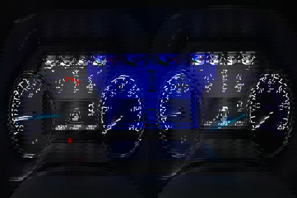 Certified 2022 Ford F150 XLT w/ Equipment Group 302A High image 18