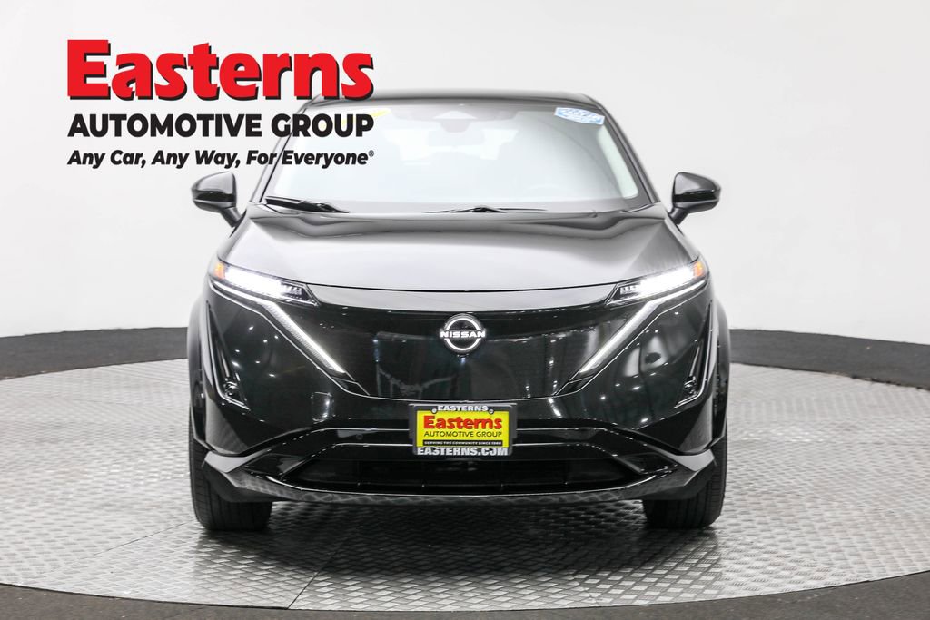Used 2024 Nissan Ariya AWD image 2