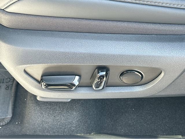 New 2026 Lexus TX 500h AWD image 40