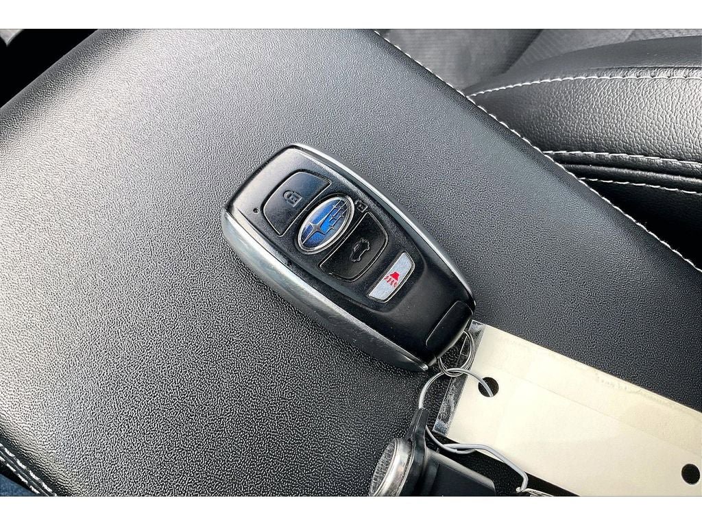 Used 2015 Subaru Outback 3.6R Limited AWD/4WD image 14