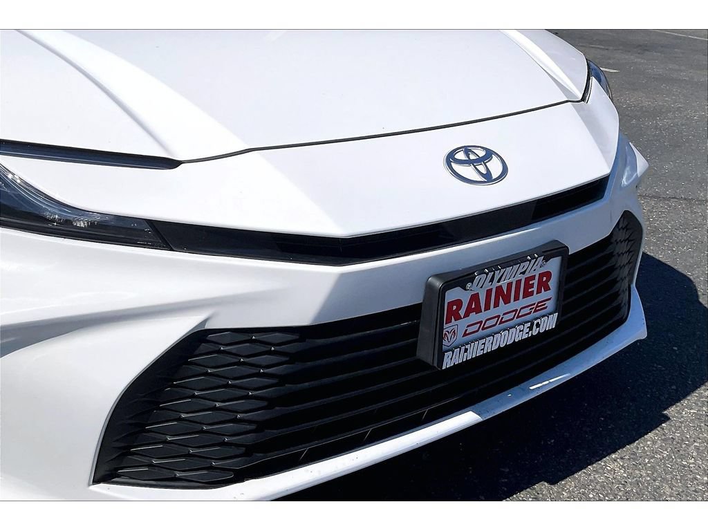 Used 2025 Toyota Camry LE w/ Convenience Package AWD/4WD image 28