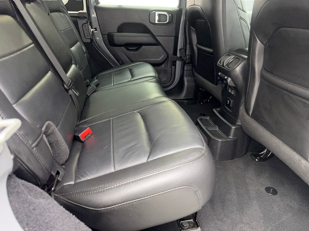 Used 2023 Jeep Wrangler Altitude image 38