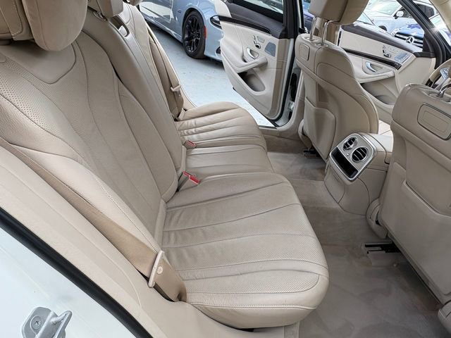 Used 2018 Mercedes-Benz S 450 4MATIC Sedan w/ Premium Package image 19