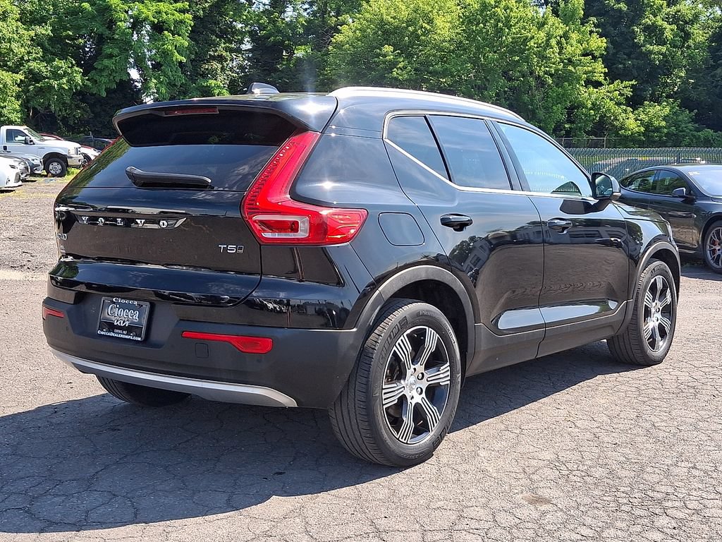 Used 2021 Volvo XC40 T5 Inscription w/ Climate Package AWD/4WD image 10