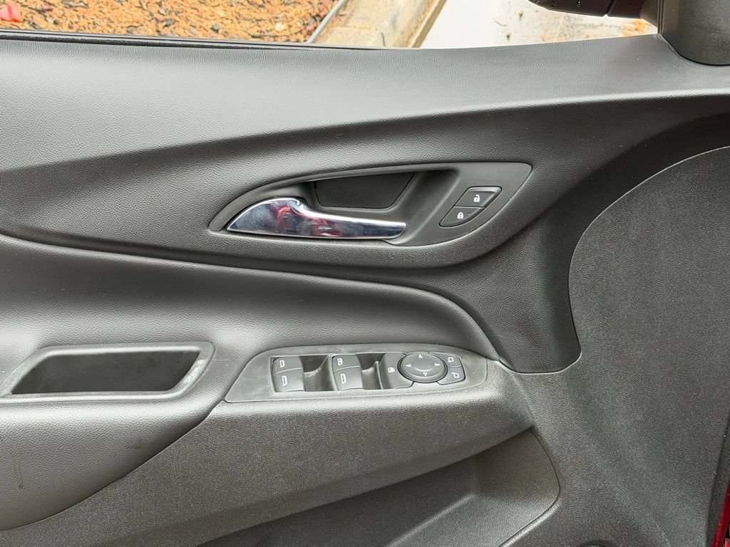 Used 2022 Chevrolet Equinox LT FWD image 30