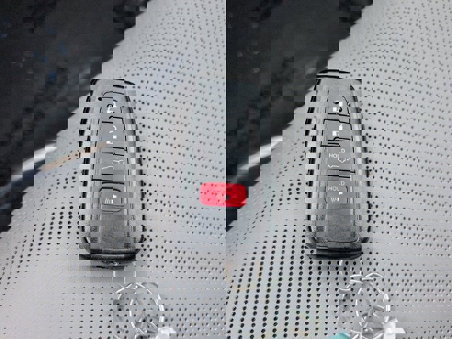 Used 2022 Toyota RAV4 Limited w/ Limited Grade Weather Package image 31