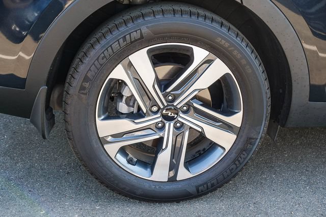 Used 2022 Kia Sorento EX w/ Panoramic Sunroof Package AWD/4WD image 9