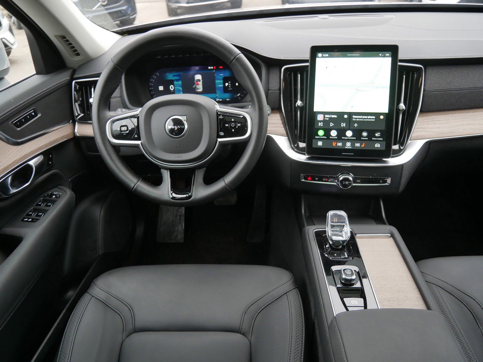 Certified 2025 Volvo XC90 B5 Plus image 11