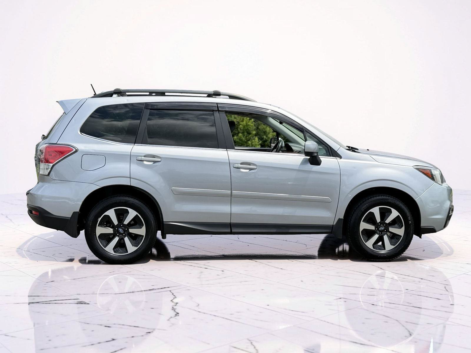 Used 2017 Subaru Forester 2.5i Limited w/ Popular Package #1 AWD/4WD image 2