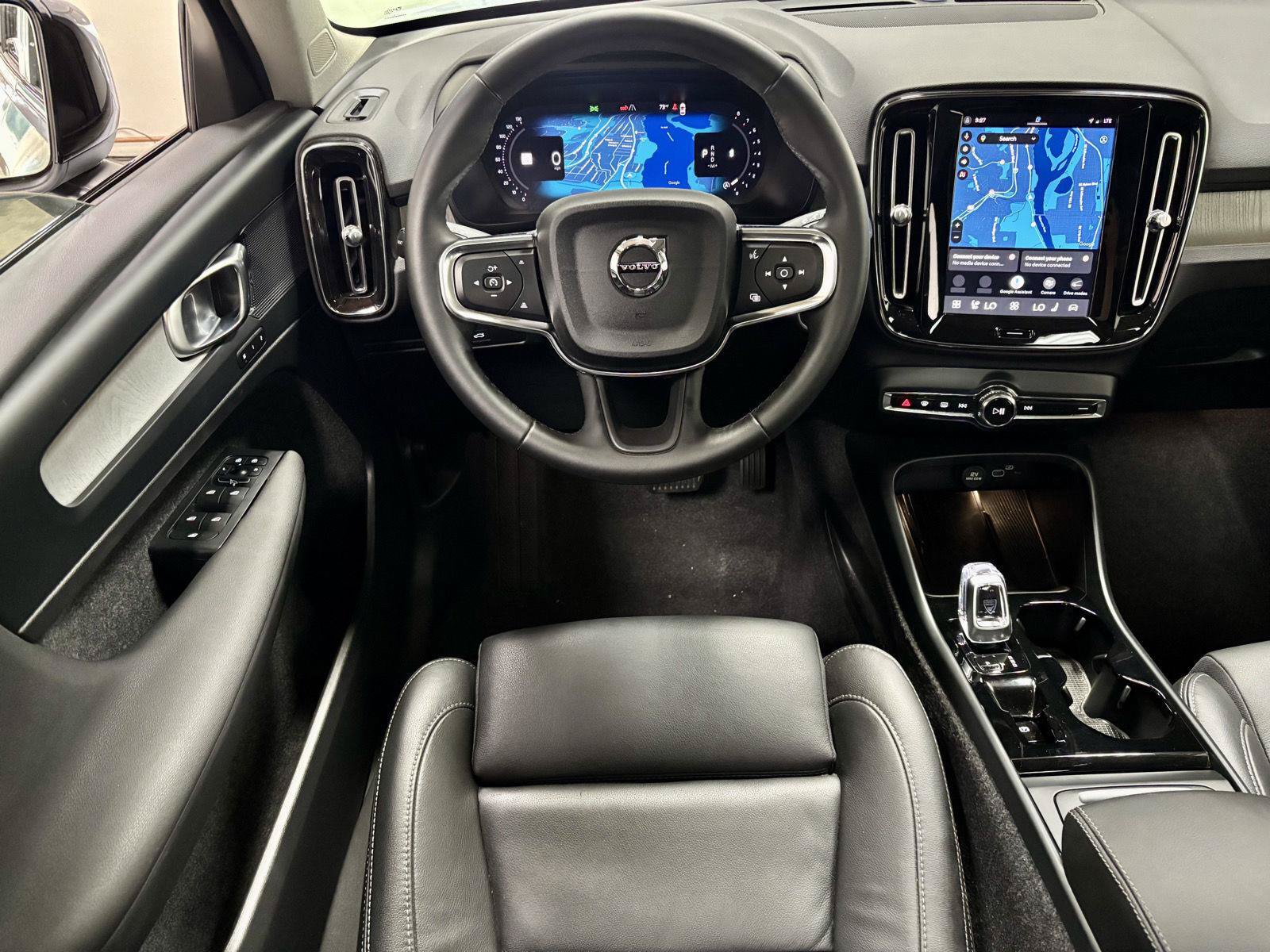 Used 2026 Volvo XC40 B5 Plus w/ Protection Package Premier AWD/4WD image 2