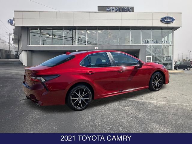 Used 2021 Toyota Camry SE FWD image 8