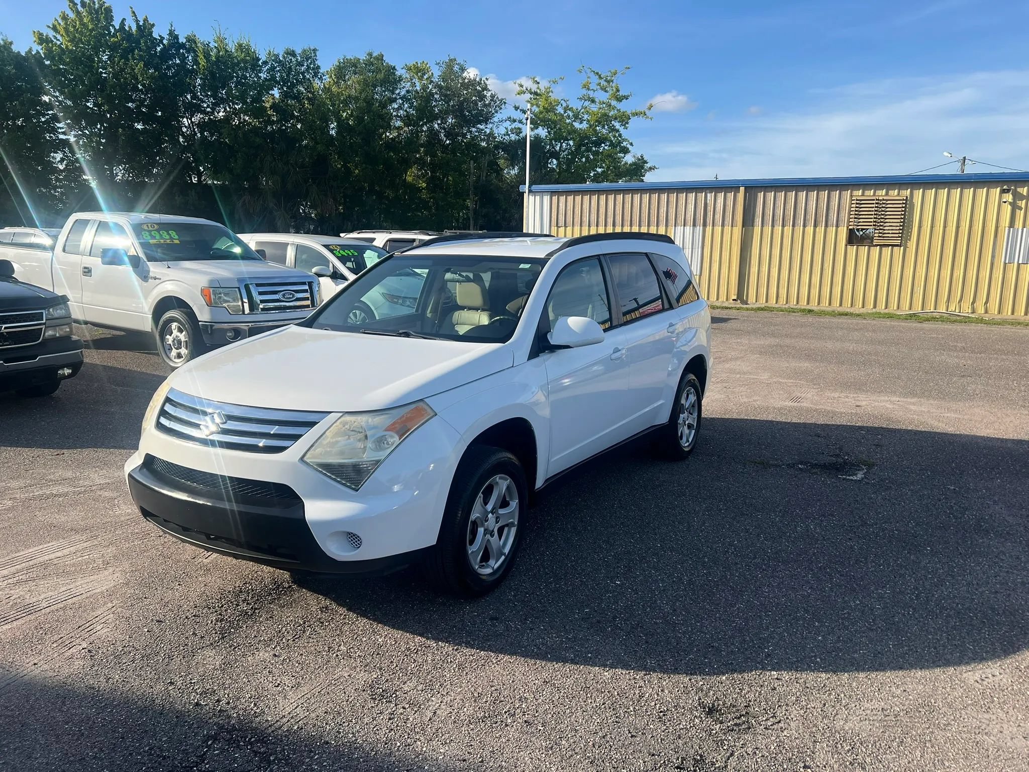 Used 2007 Suzuki XL7 Luxury FWD image 2