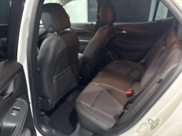 Used 2023 Buick Encore GX Select w/ Safety Package II AWD/4WD image 17