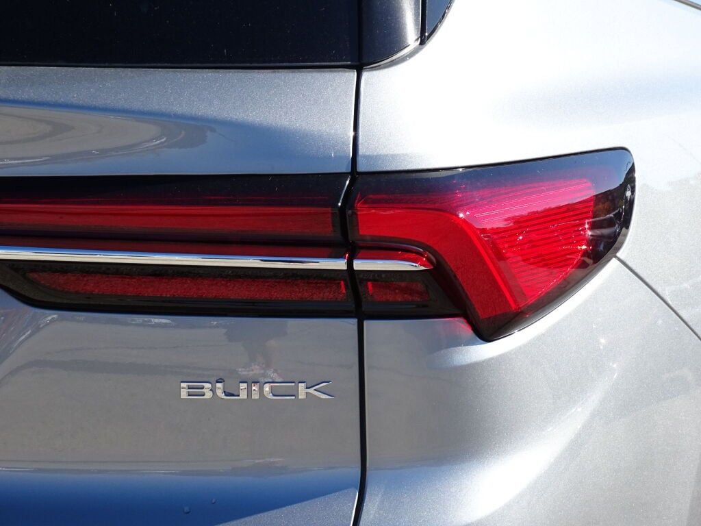 New 2025 Buick Enclave Preferred w/ Super Cruise Package image 15