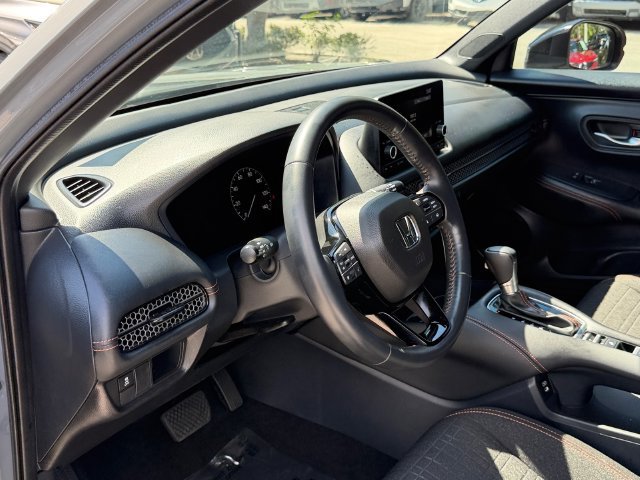 Used 2025 Honda HR-V Sport image 13