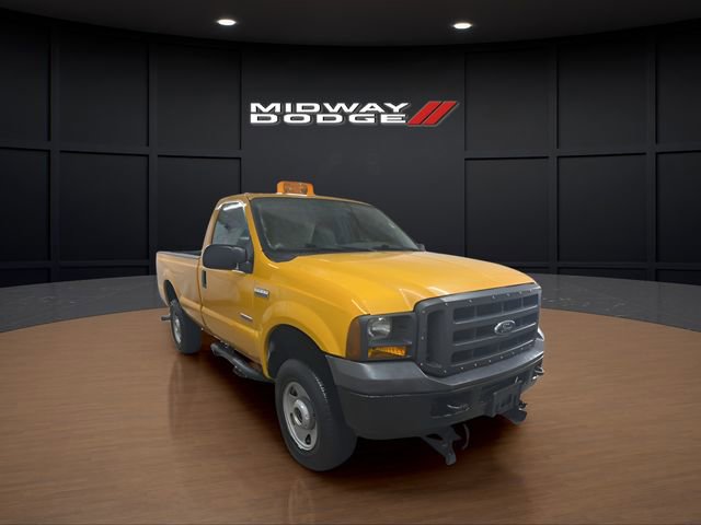 Used 2005 Ford F250 XL image 1