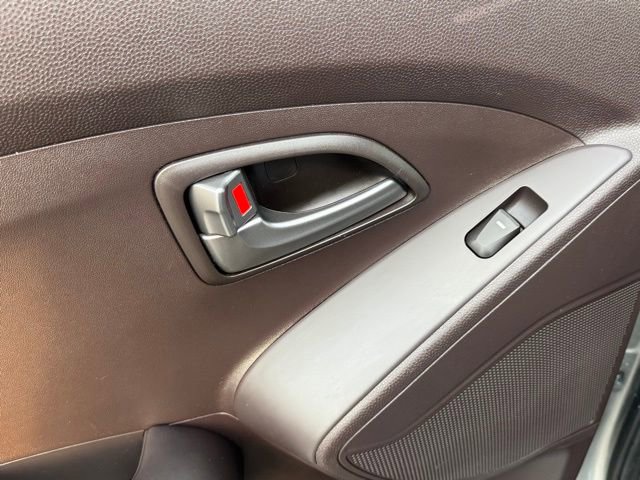 Used 2014 Hyundai Tucson GLS image 16