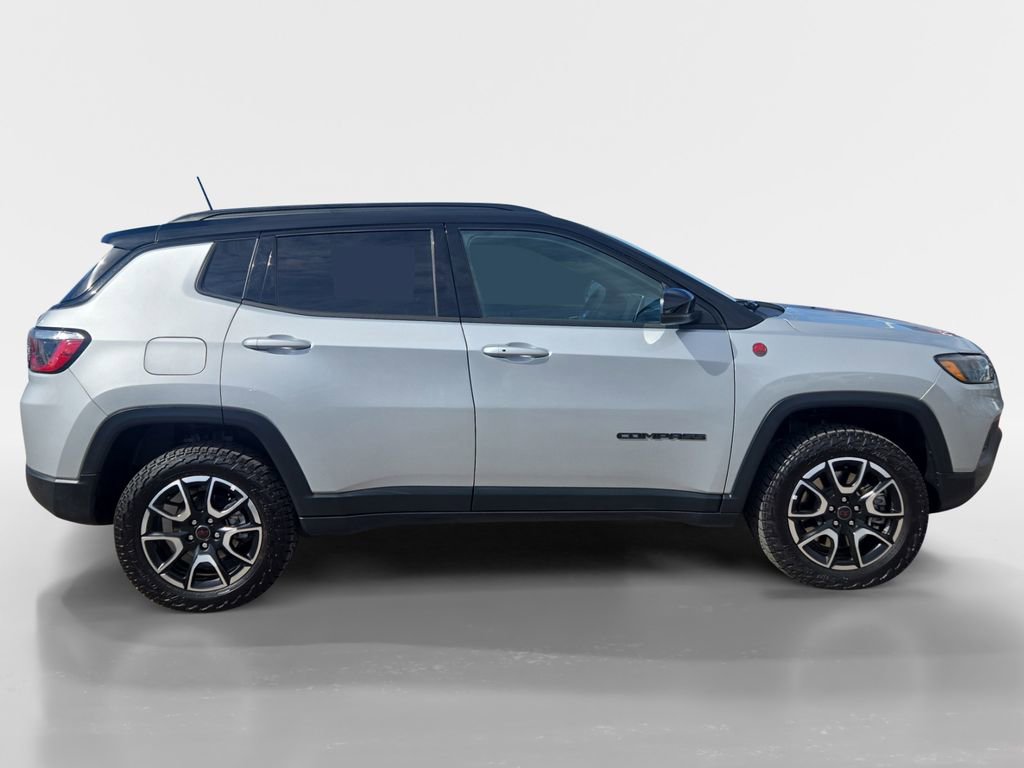 Used 2025 Jeep Compass Trailhawk w/ Trailer Tow Group image 7