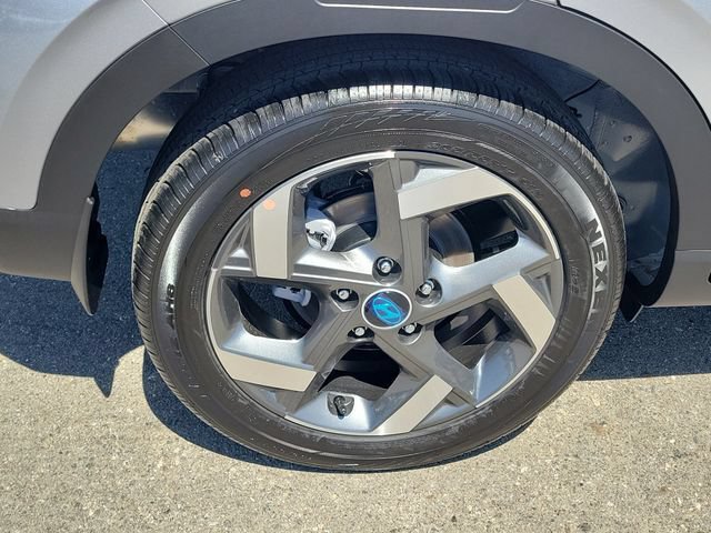 New 2026 Hyundai Venue SEL FWD image 32