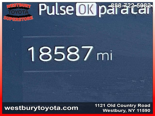 Used 2026 Toyota Prius Plug-In Hybrid FWD image 28