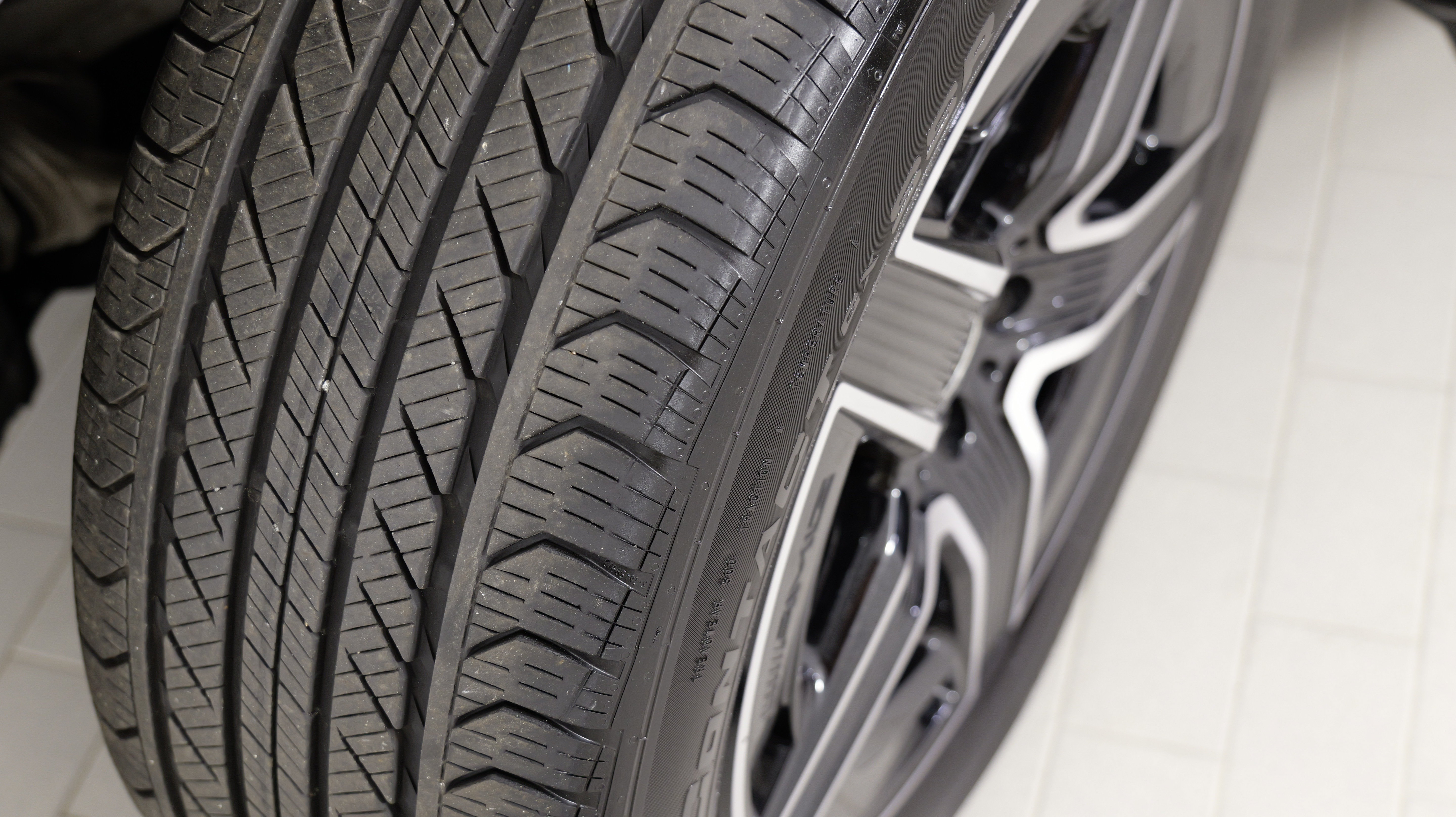Used 2025 Mercedes-Benz GLC 350e 4MATIC image 68