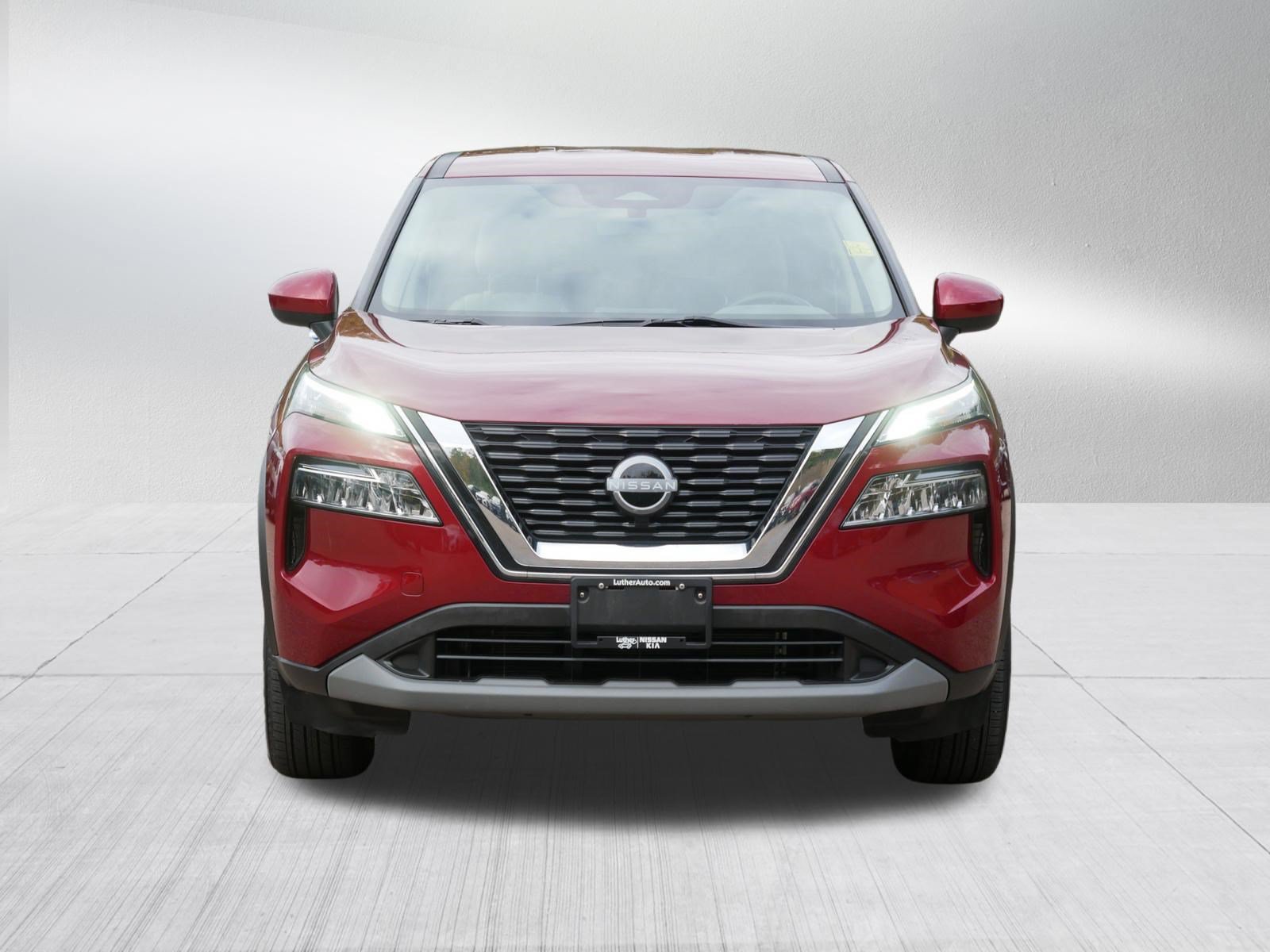 Certified 2023 Nissan Rogue SV AWD/4WD image 2