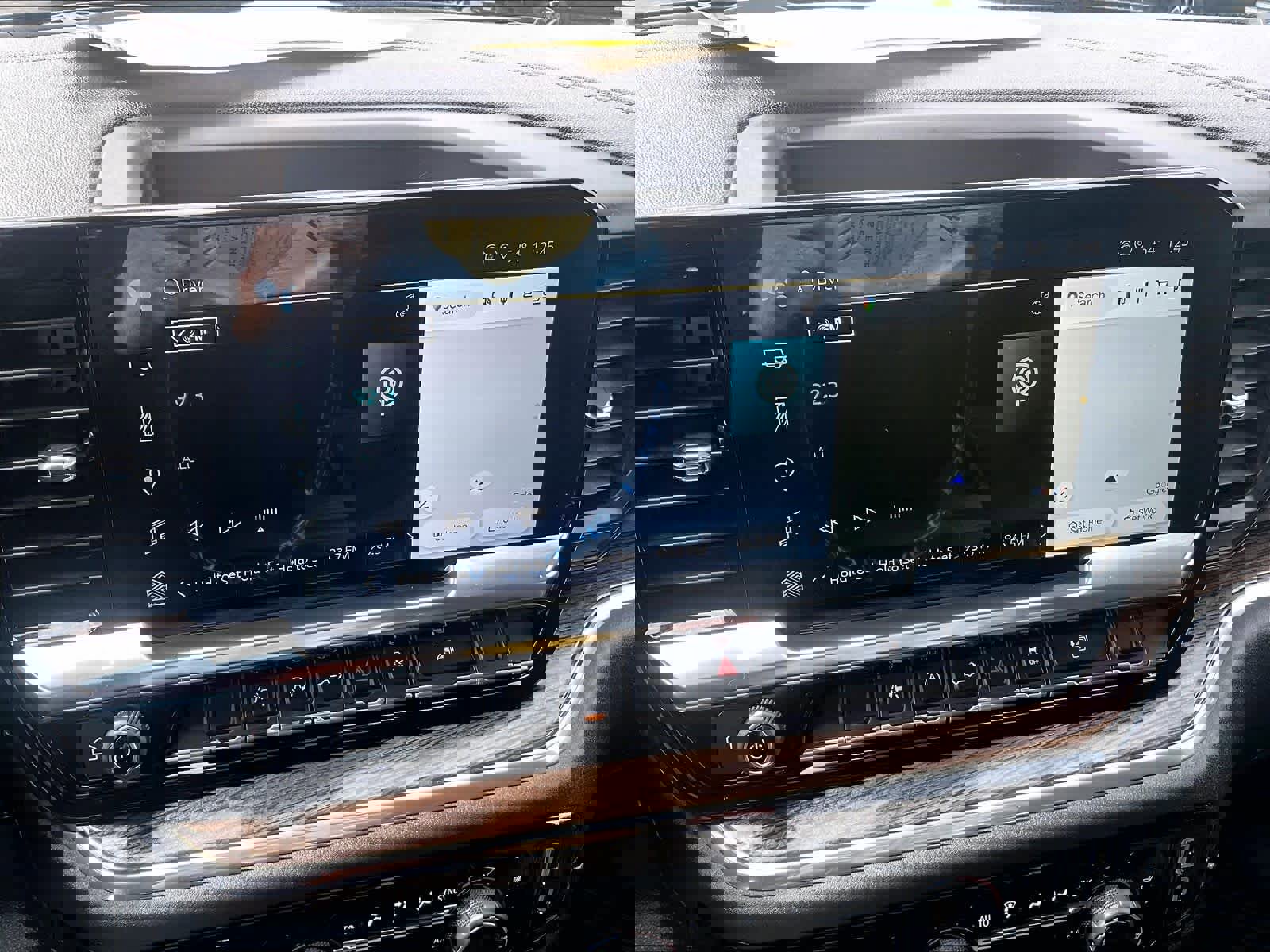 Used 2024 Chevrolet Silverado 1500 LT AWD/4WD image 26