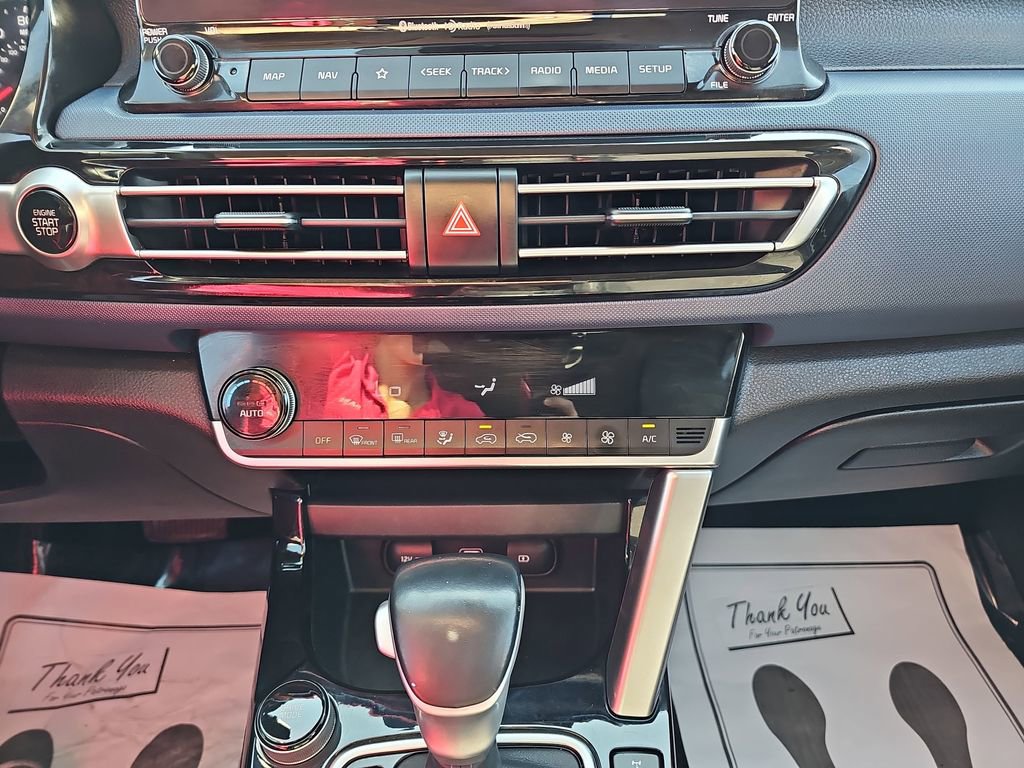 Used 2022 Kia Seltos Nightfall Edition image 27