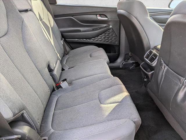 Used 2019 Hyundai Santa Fe SE image 18