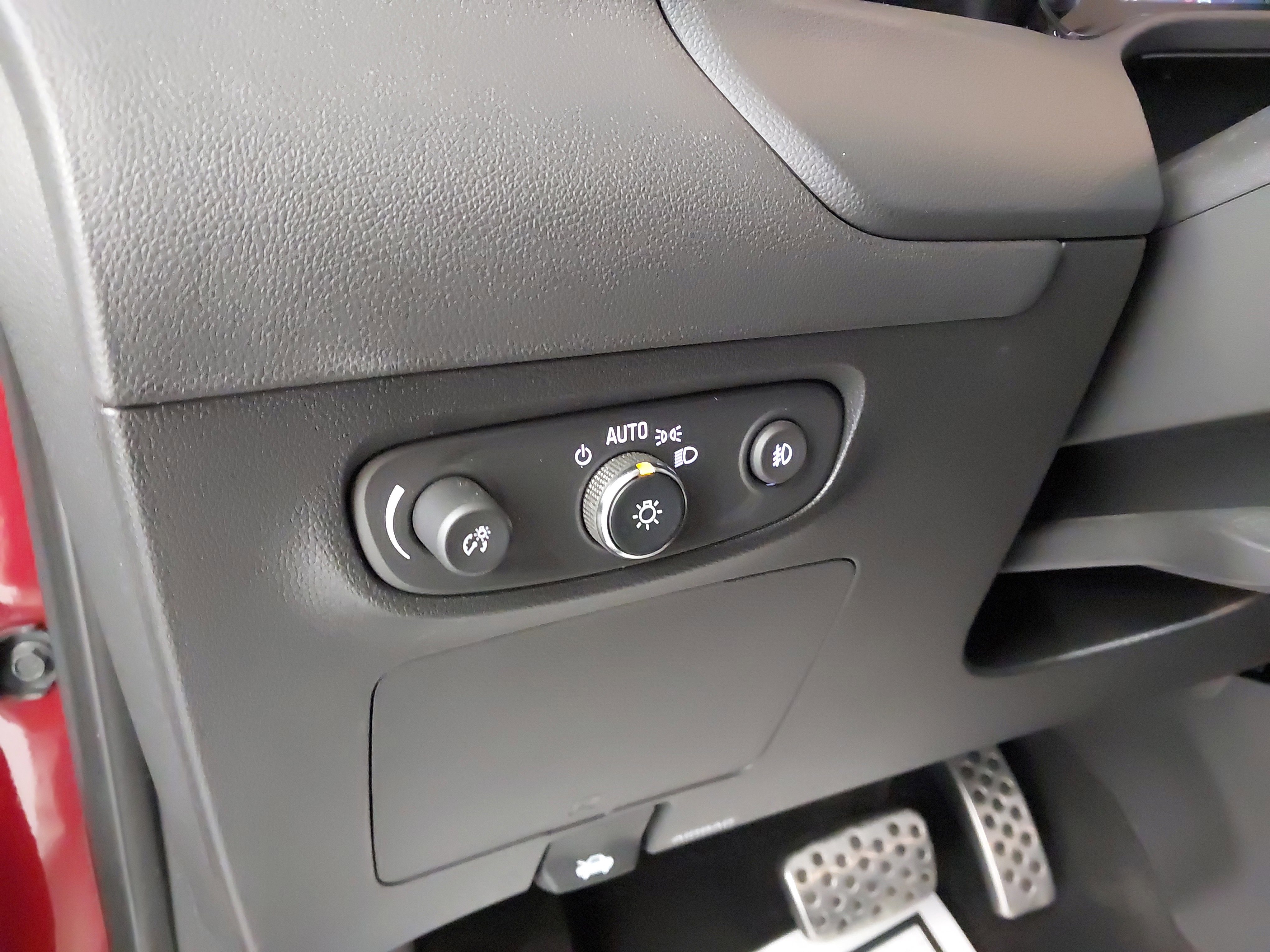 Used 2023 Buick Encore GX Select w/ Sport Touring Package image 24