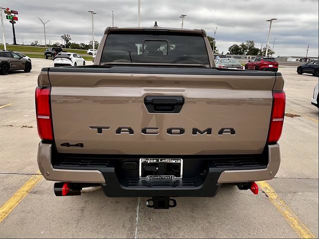 New 2026 Toyota Tacoma TRD Off-Road AWD/4WD image 4