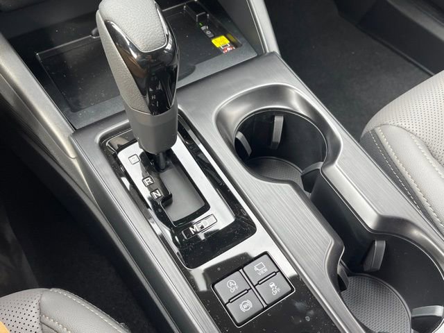 New 2026 Subaru Outback Limited XT w/ Premium/Limited Package 2 image 13