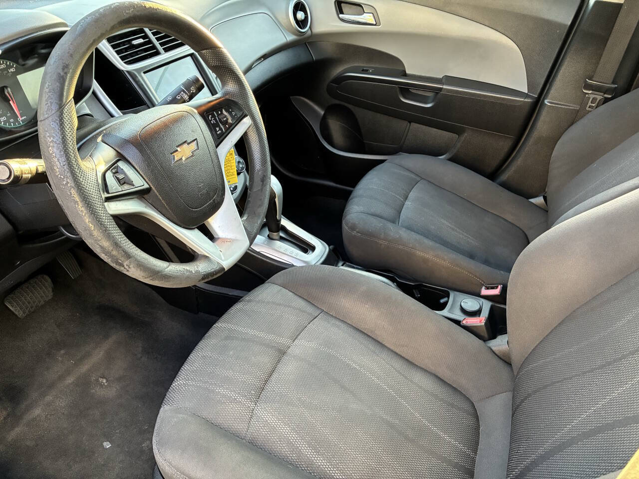 Used 2019 Chevrolet Sonic LT FWD image 15