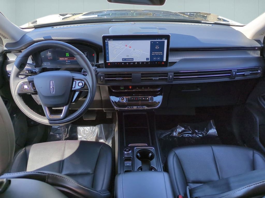 Certified 2023 Lincoln Corsair FWD w/ Equipment Group 101A image 28