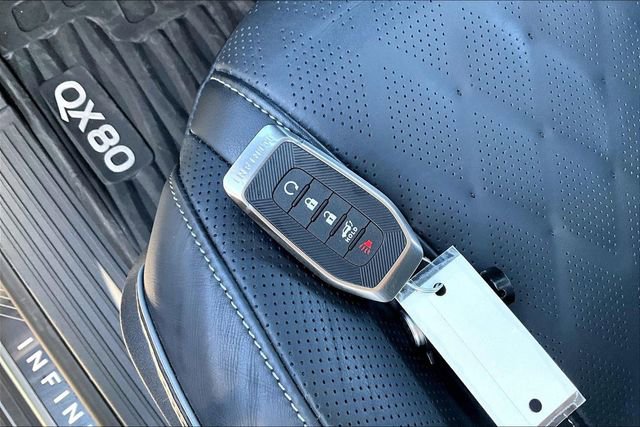 Used 2026 INFINITI QX80 Autograph image 11