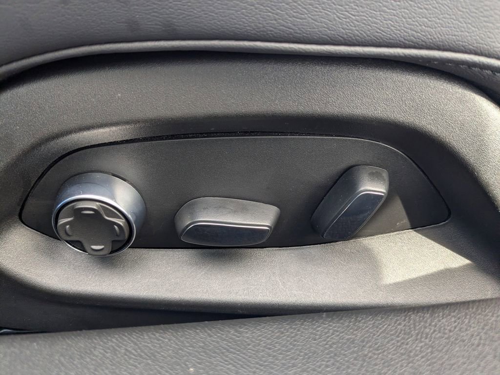 Certified 2023 Chevrolet Corvette Stingray Preferred Cpe w/ 2LT image 20