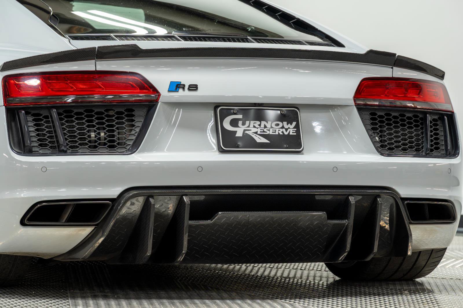 Used 2017 Audi R8 V10 plus w/ Full Leather Package image 14