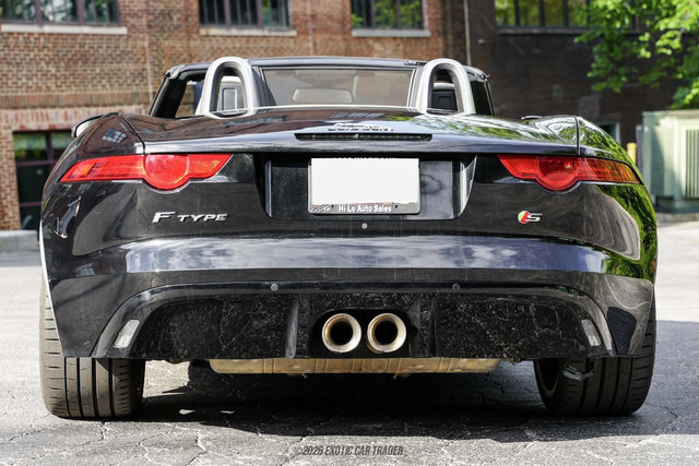 Used 2015 Jaguar F-TYPE S RWD image 7