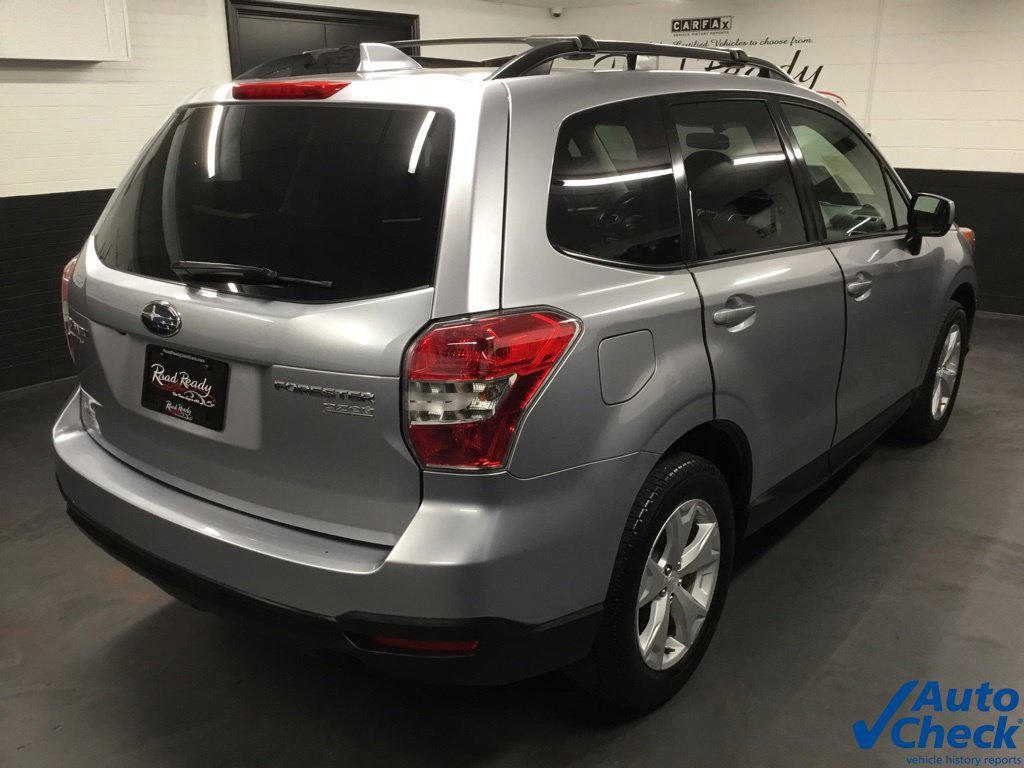 Used 2016 Subaru Forester 2.5i Premium w/ All-Weather Package AWD/4WD image 11