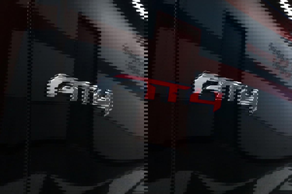 Used 2023 GMC Yukon XL AT4 w/ AT4 Premium Plus Package image 43