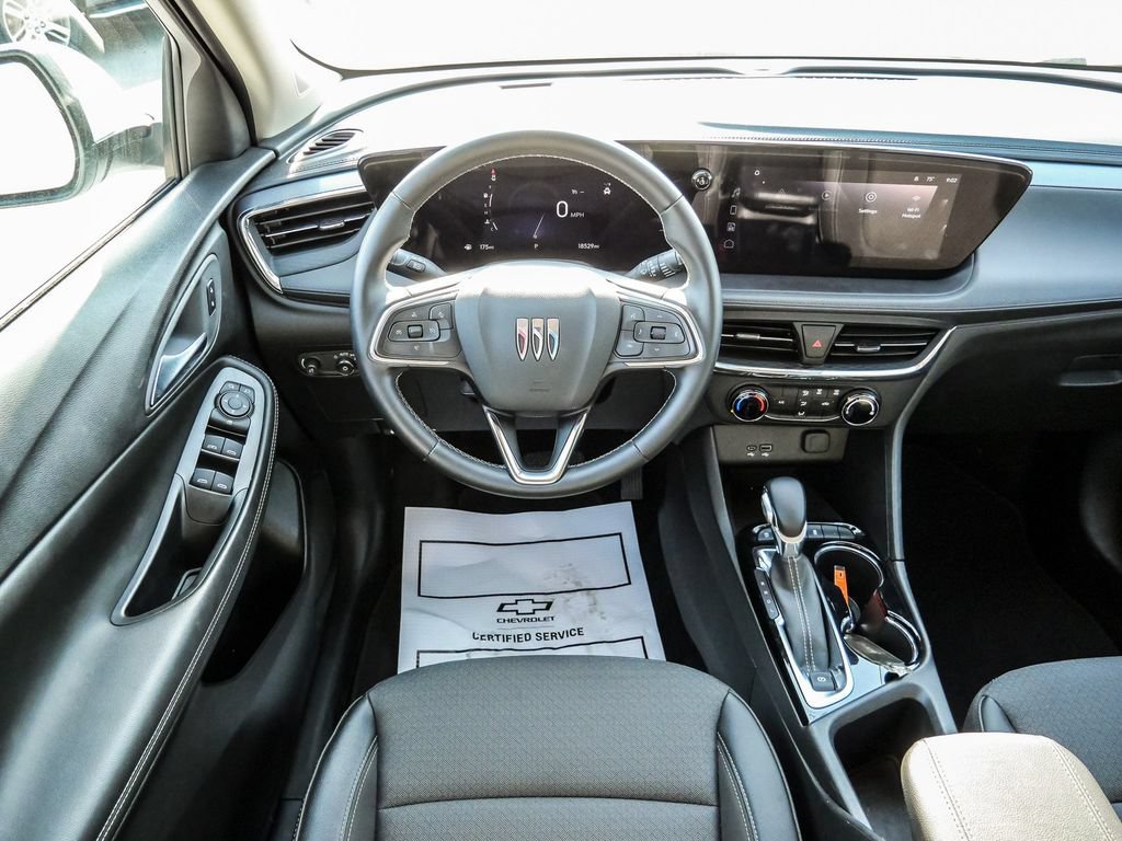 Used 2025 Buick Encore GX Preferred FWD image 22